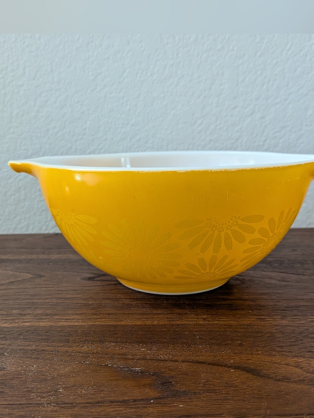 Vintage Pyrex Yellow Orange Daisy Sunflower Cinderella 442 1-1/2 Qt Mixing Bowl